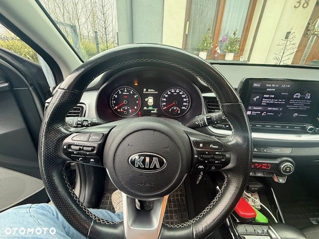 Kia Stonic 1.0 T-GDI L DCT - 9