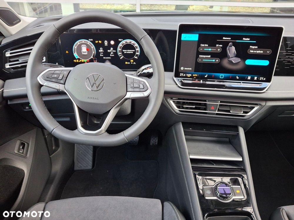 Volkswagen Tiguan - 23