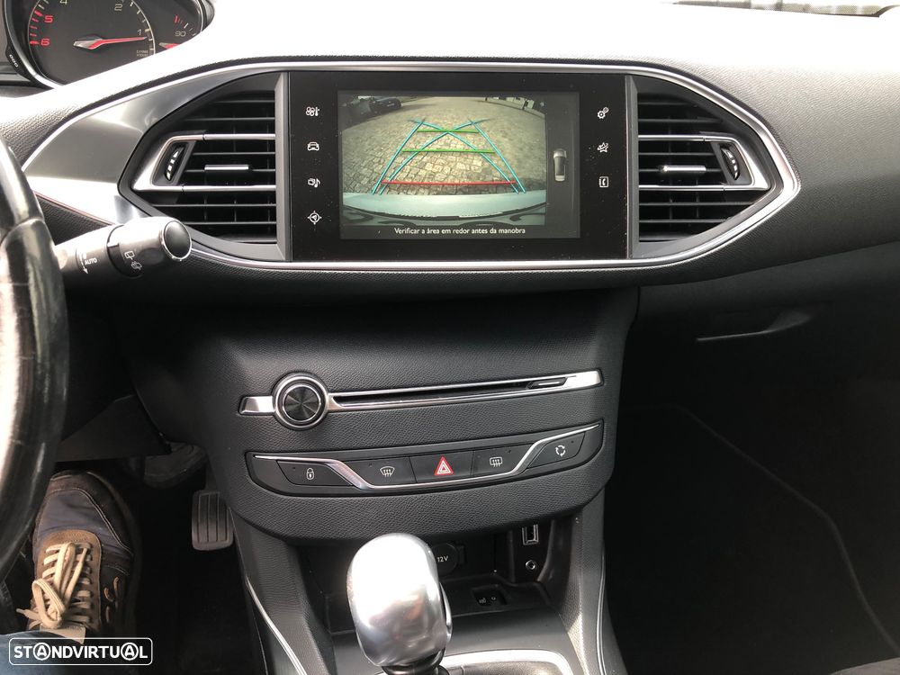 Peugeot 308 SW e-HDi 115 Stop & Start Allure - 12