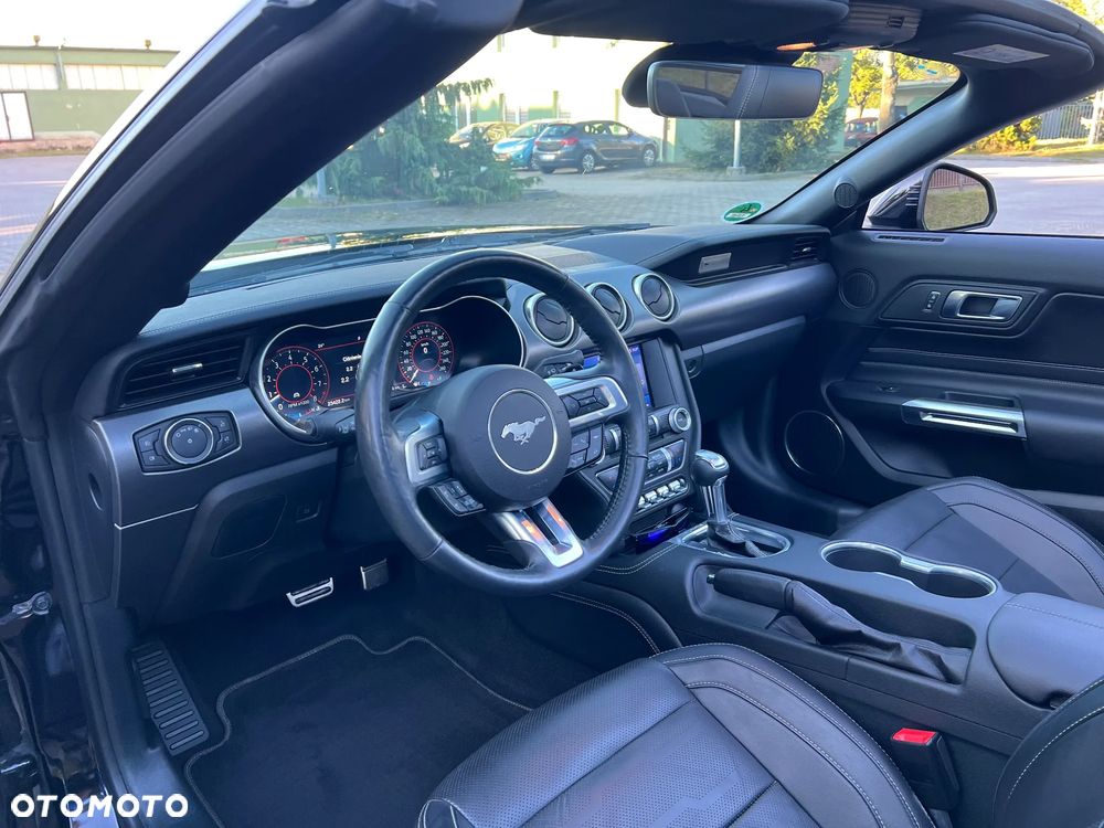 Ford Mustang - 9