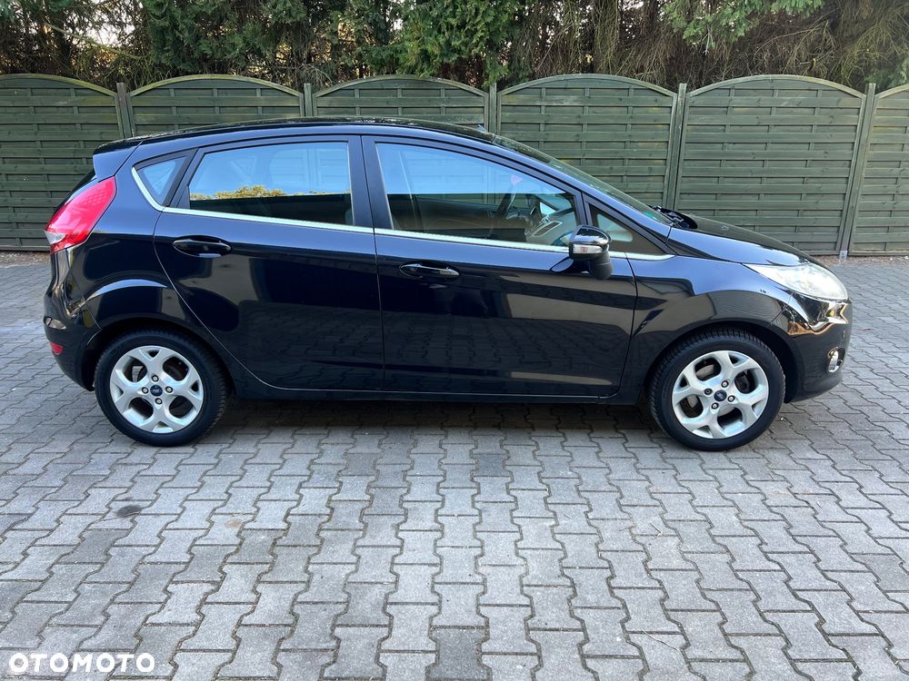 Ford Fiesta - 7