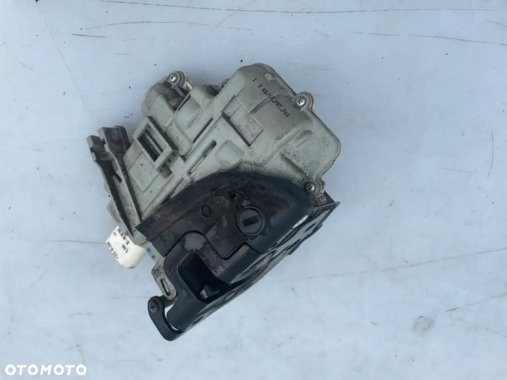 ZAMEK DRZWI PRAWY TYŁ SEAT LEON II 1P0839016 - 1