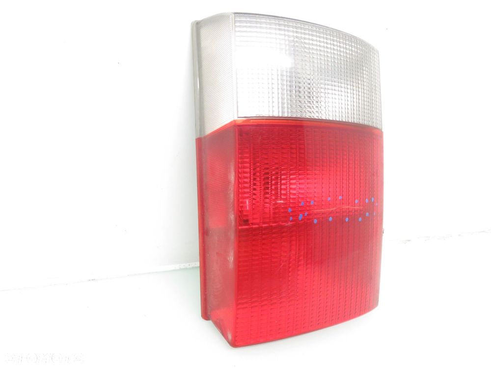 LAMPA LEWA TYLNA KLAPA AUDI 80 B4 8A0945093J - 6