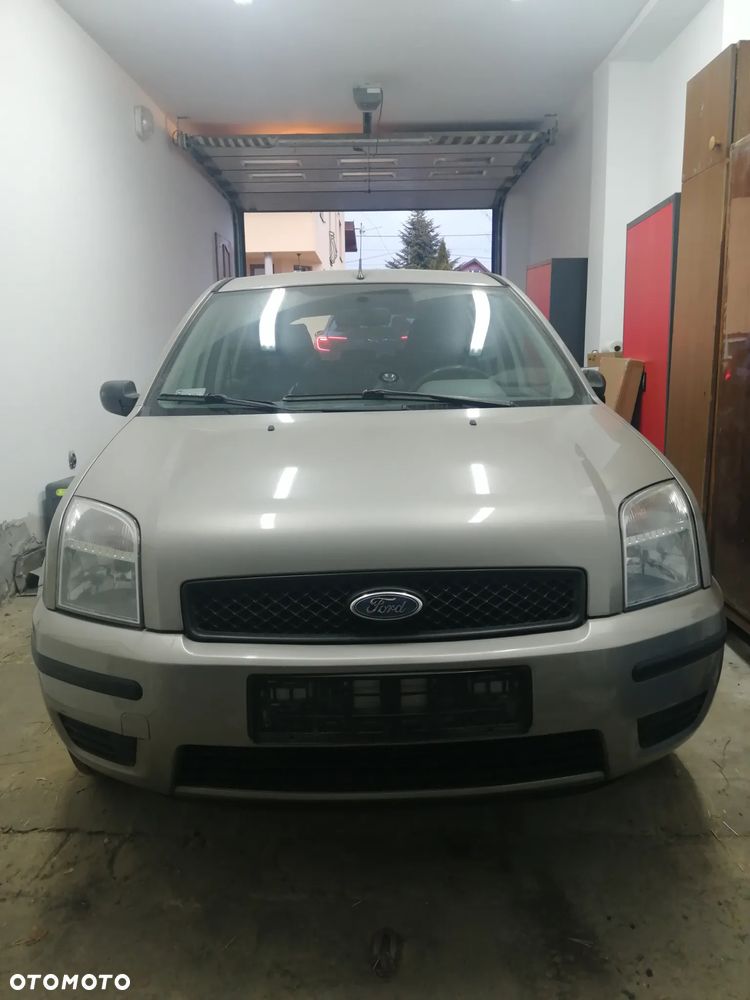 Ford Fusion 1.4 Ambiente - 1