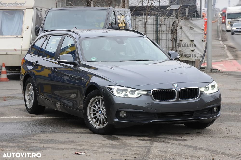 BMW Seria 3 320d Aut. Luxury Line - 2