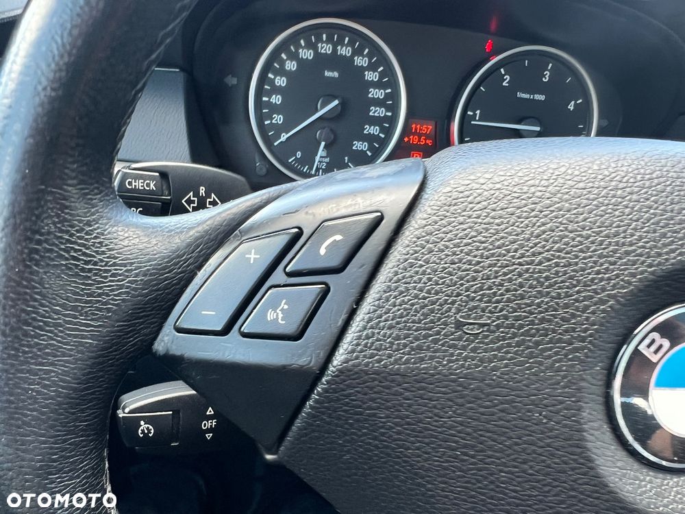 BMW Seria 5 - 34