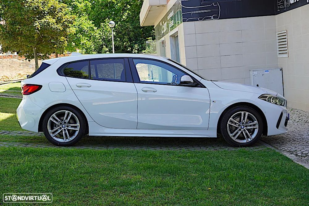 BMW 116 d Pack Desportivo M - 11
