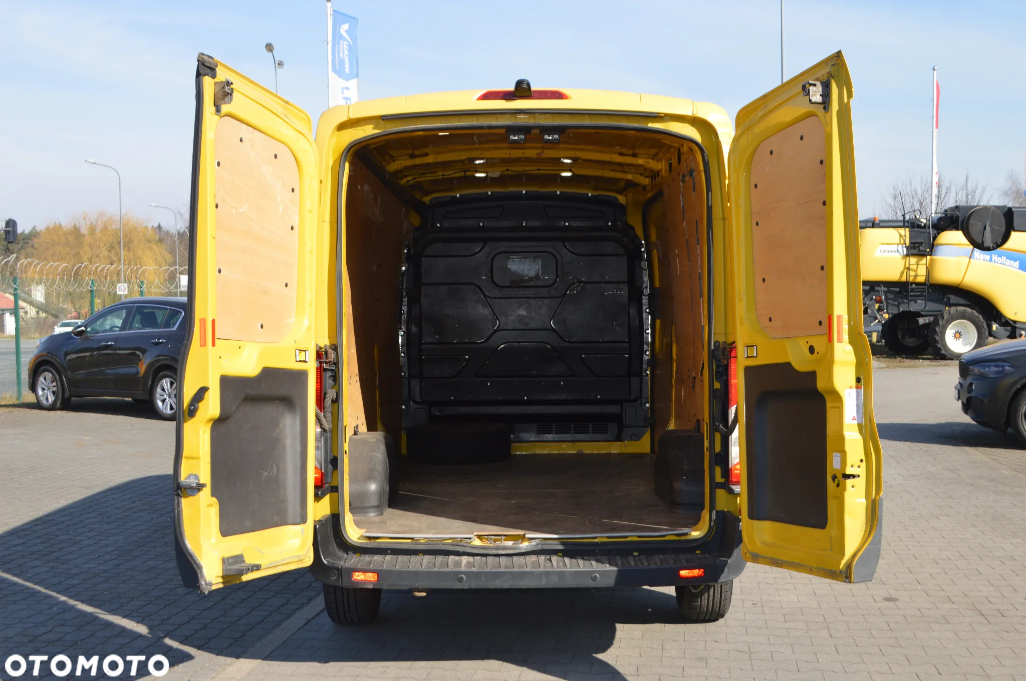 Ford TRANSIT 350 EcoBlue - 12