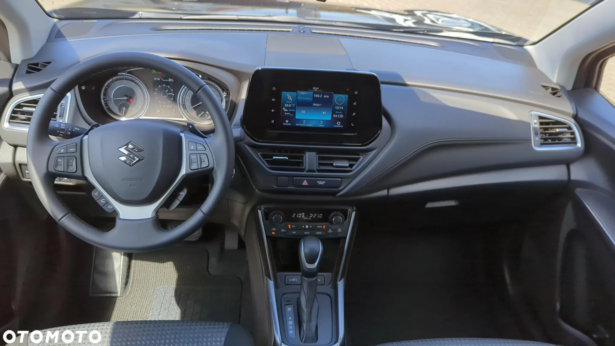 Suzuki SX4 S-Cross 1.5 DualJet Hybrid Premium AGS - 10