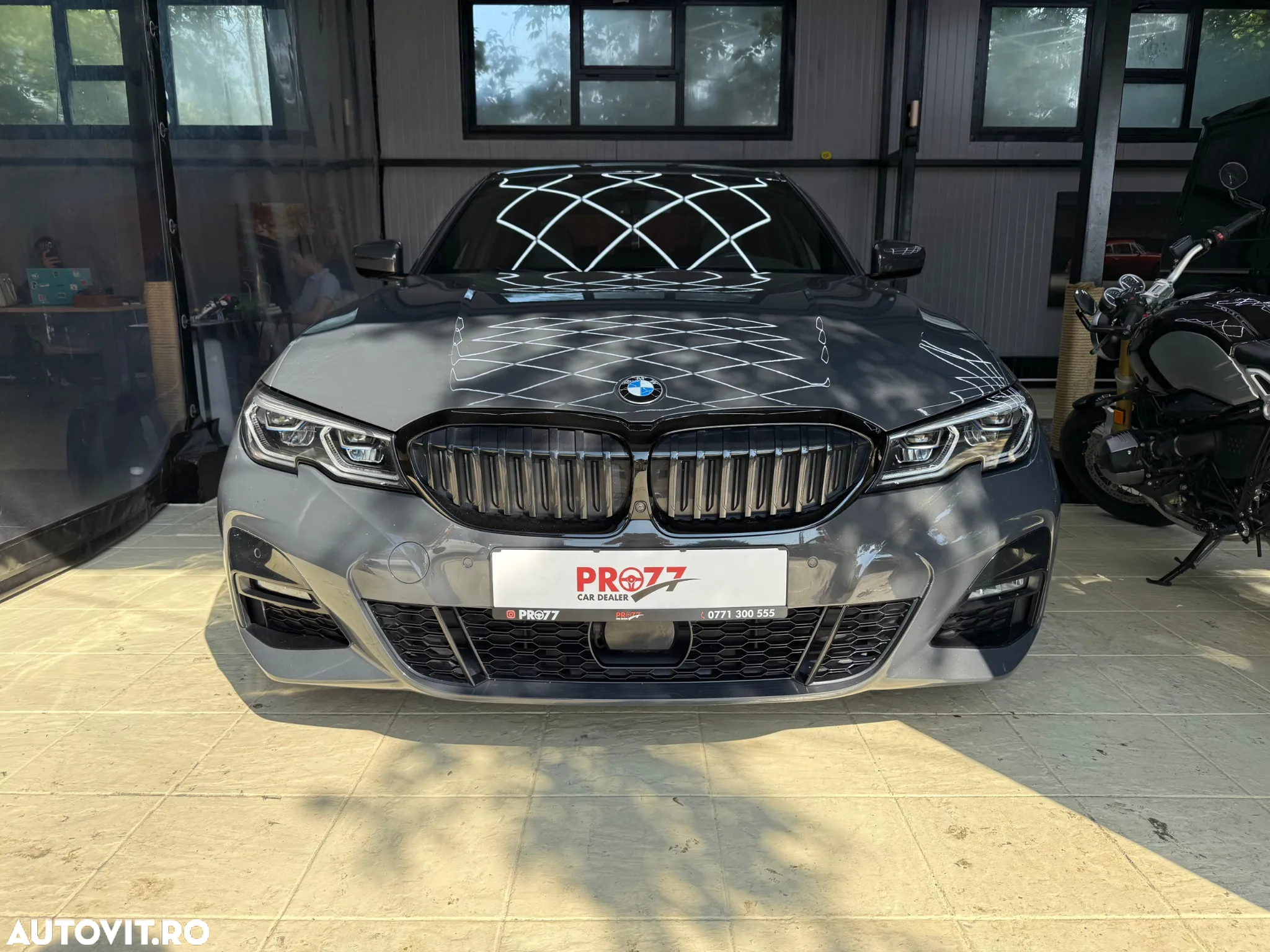BMW Seria 3 330i xDrive Aut. M Sport - 2