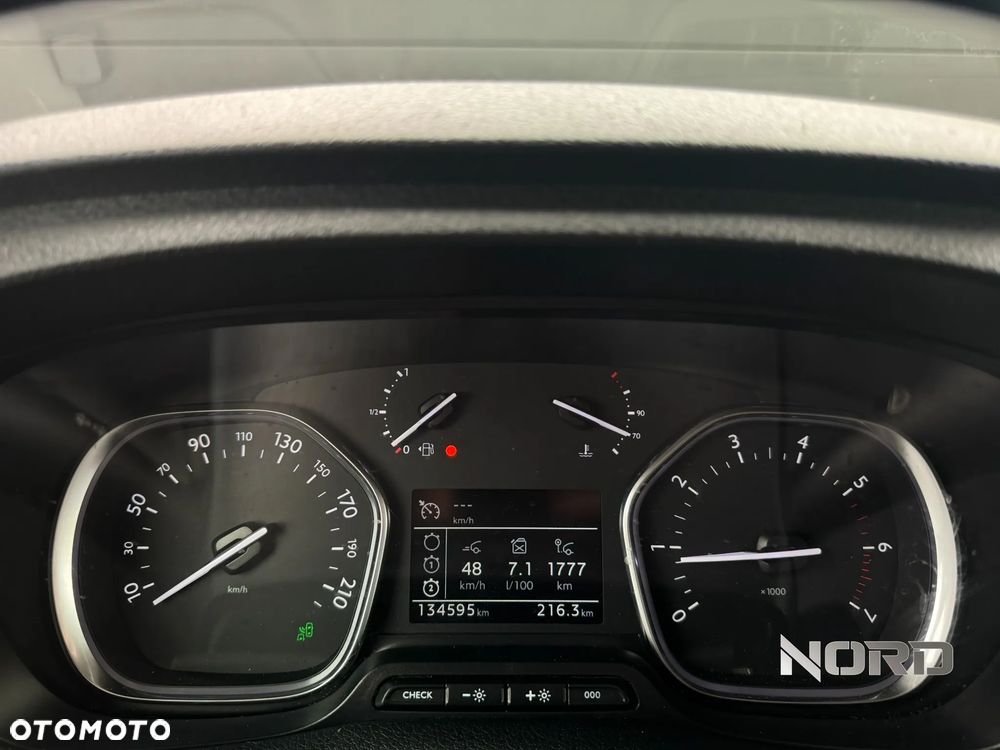 Peugeot Expert 2.0 4x4 Standard Premium - 25
