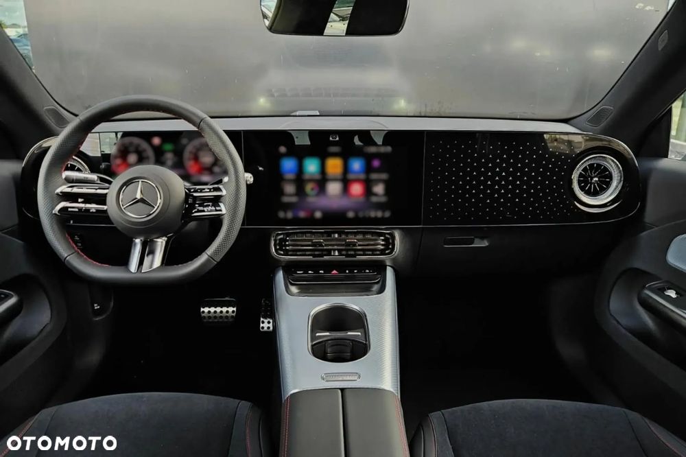 Mercedes-Benz CLA - 4