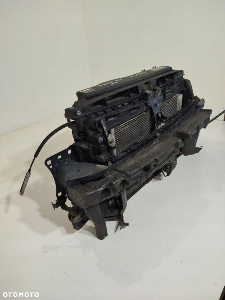 PAS PRZEDNI CHŁODNICA VW GOLF VII 12-20 2.0 TDI - 2