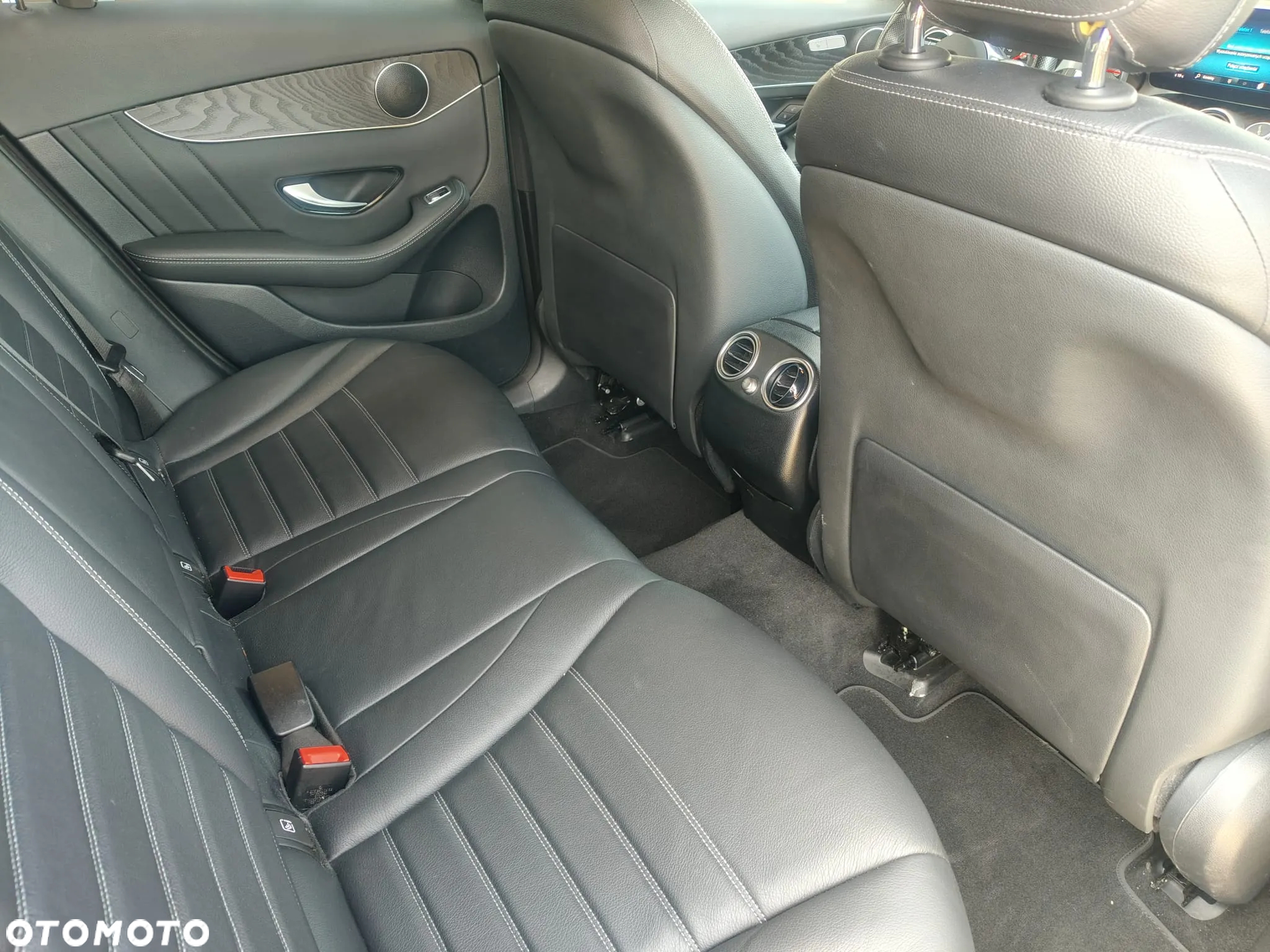 Mercedes-Benz GLC 300 d 4-Matic - 17