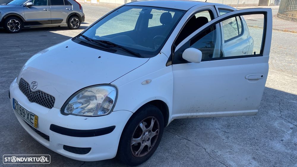 Toyota Yaris 1.0 Sol - 1