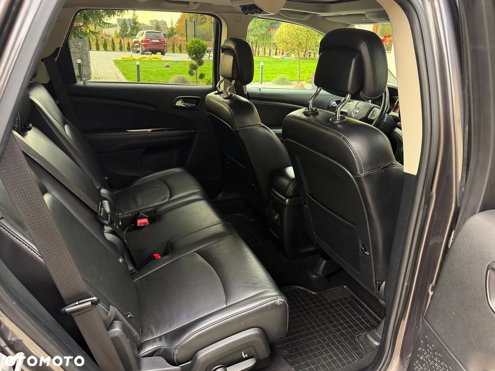 Dodge Journey - 16
