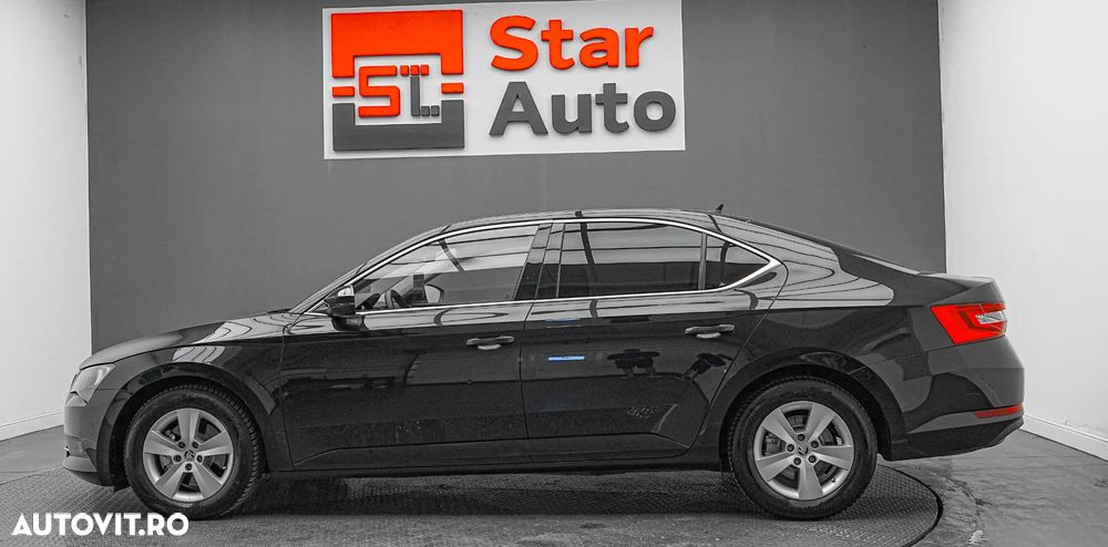 Skoda Superb 2.0 TDI DSG Ambition - 10