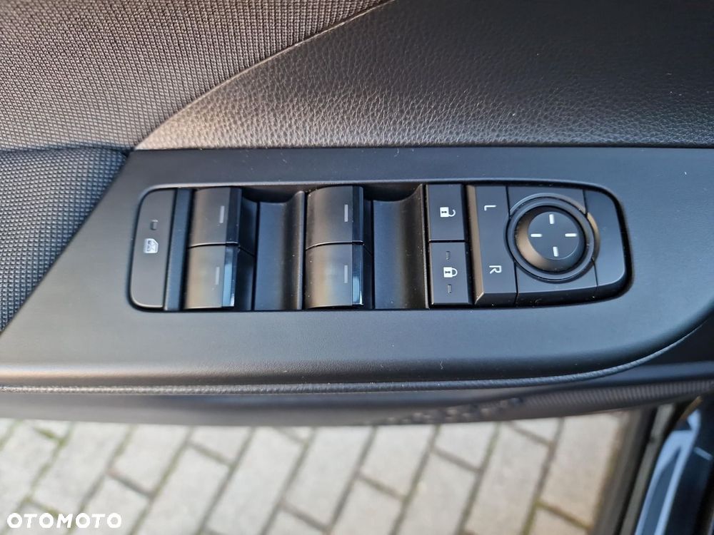 Toyota C-HR 1.8 Hybrid Comfort - 18