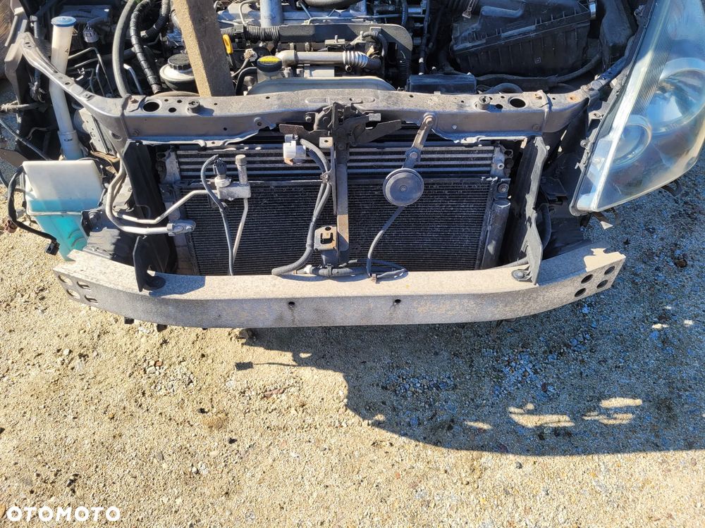Pas przedni kompletny wzmocnienie chłodnice Toyota Corolla Verso II 2,2 D-CAT 130kW 177KM 2008r 1G3 - 1