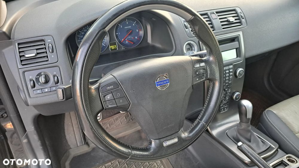 Volvo V50 D2 - 9