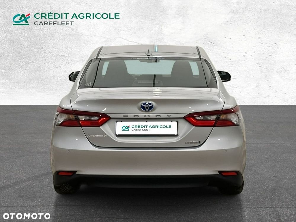 Toyota Camry - 7