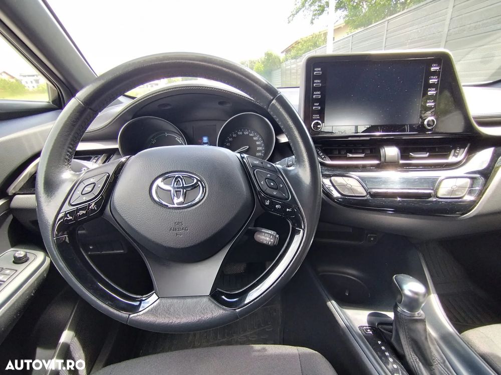 Toyota C-HR - 9