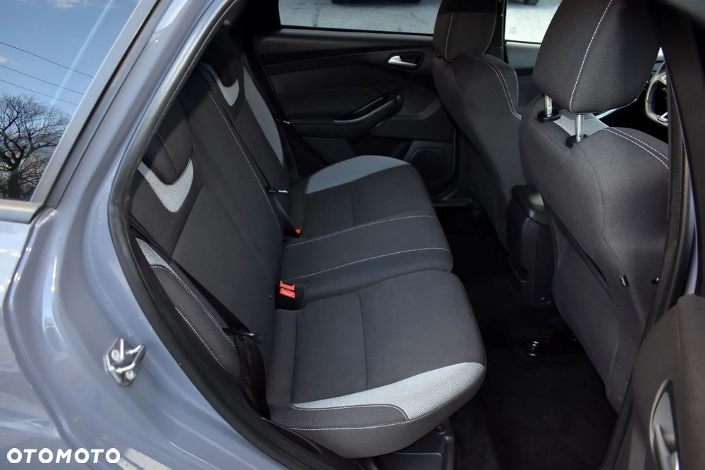 Ford Focus 2.0 TDCi ST - 38