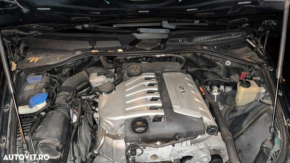 Volkswagen Touareg 3.2 V6 Automatik - 21