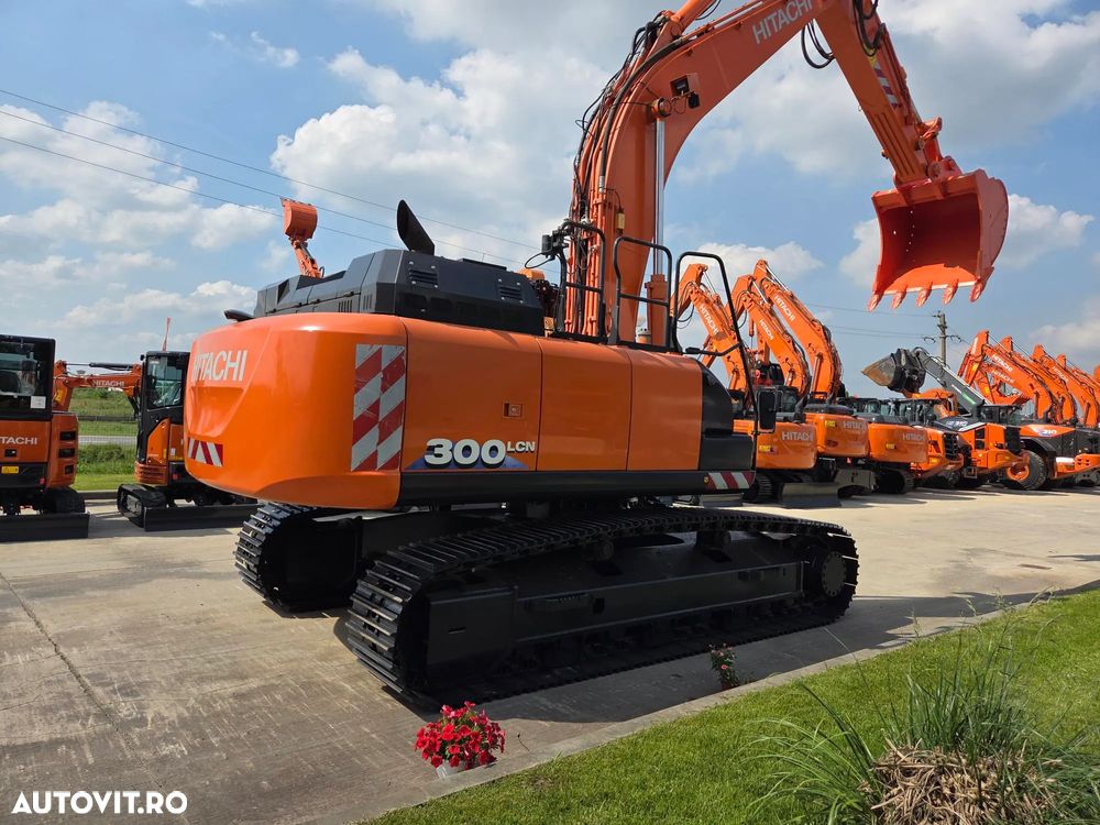 Hitachi ZX300LCN-6, 2019, 8.944h, cupa NOUA 1,8mc, 31,6tone, Ad sapare 7,5m, latime 3m, camere spate si laterale, inst picon si rotire pe brate, consum mediu 19,6l, lant 90% ok doar 721h deplasare, avertizare antirasturnare, posibl leasing-PROMOTIE 93.900Eur - 5