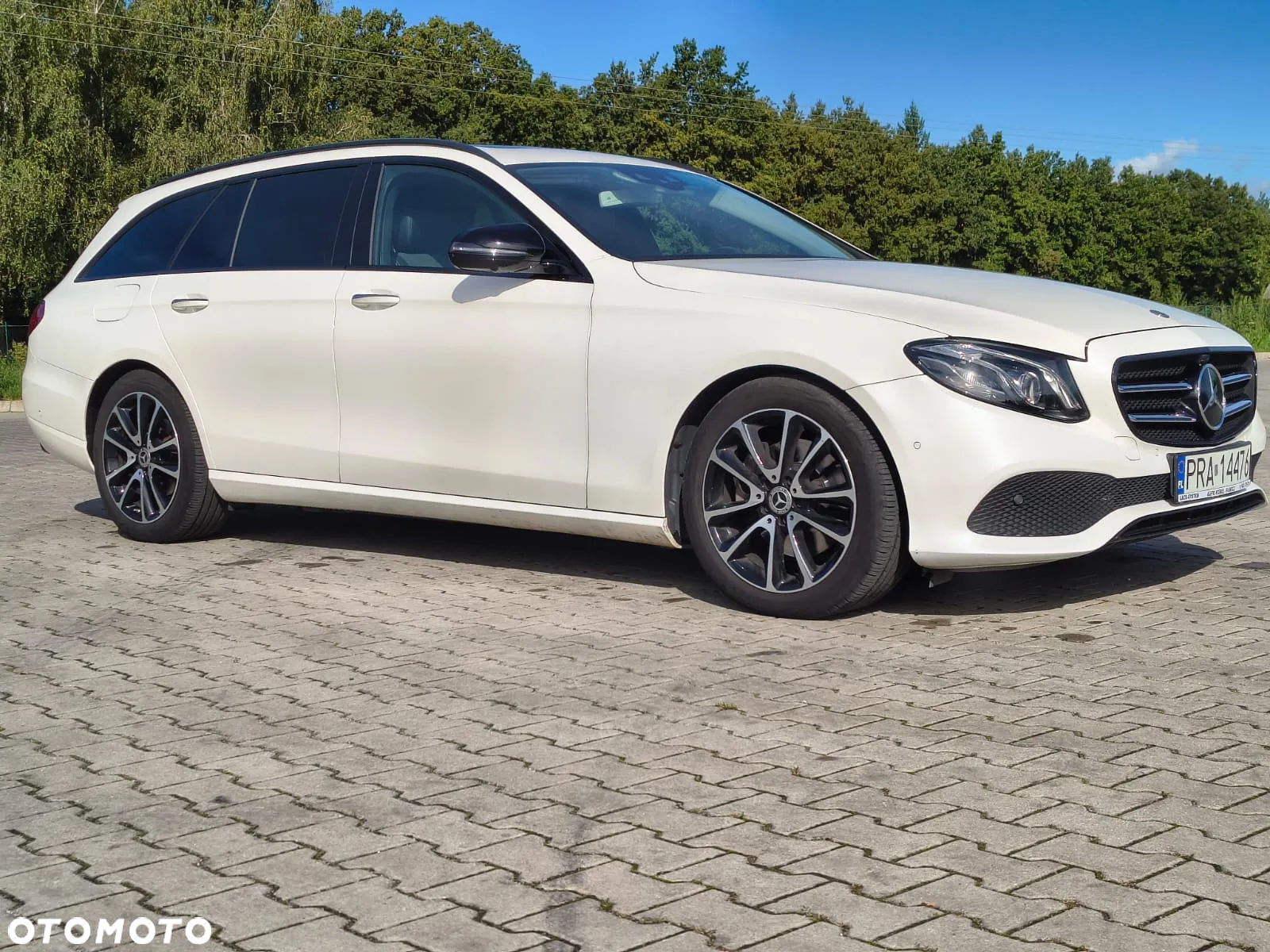 Mercedes-Benz Klasa E 300 d 9G-TRONIC - 10