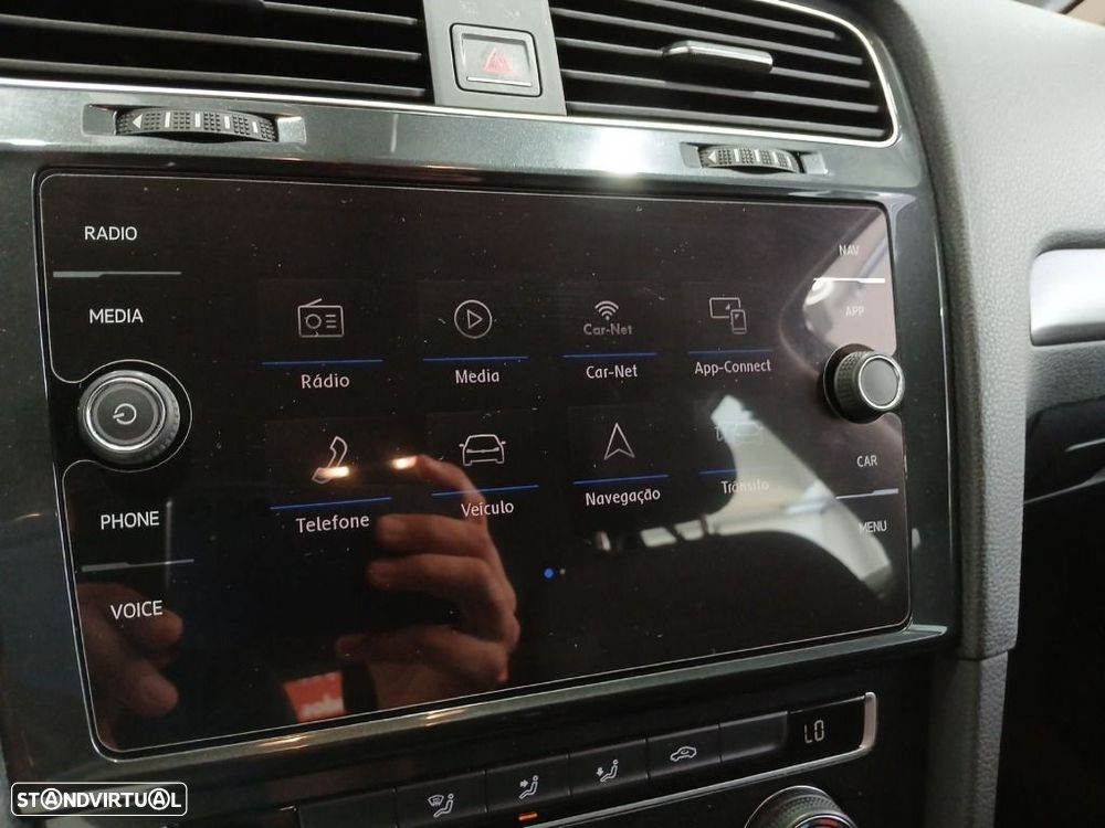VW Golf Variant 1.6 TDi Confortline - 23