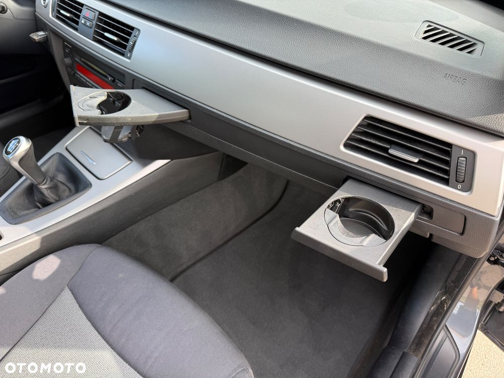 BMW Seria 3 - 14