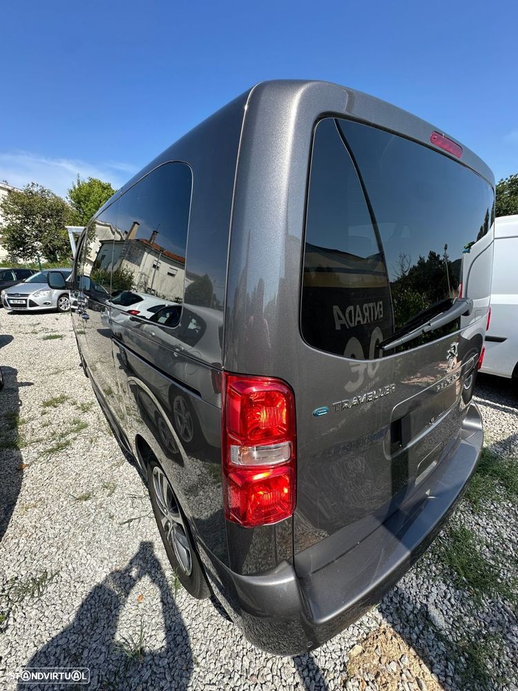 Peugeot Traveller - 13