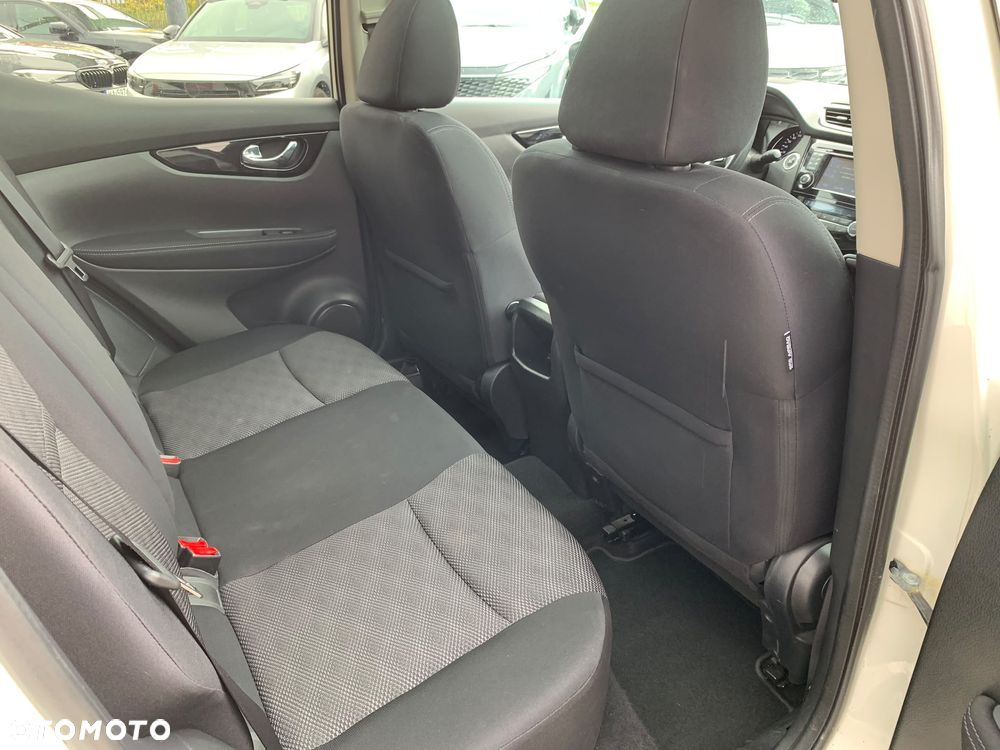 Nissan Qashqai - 24