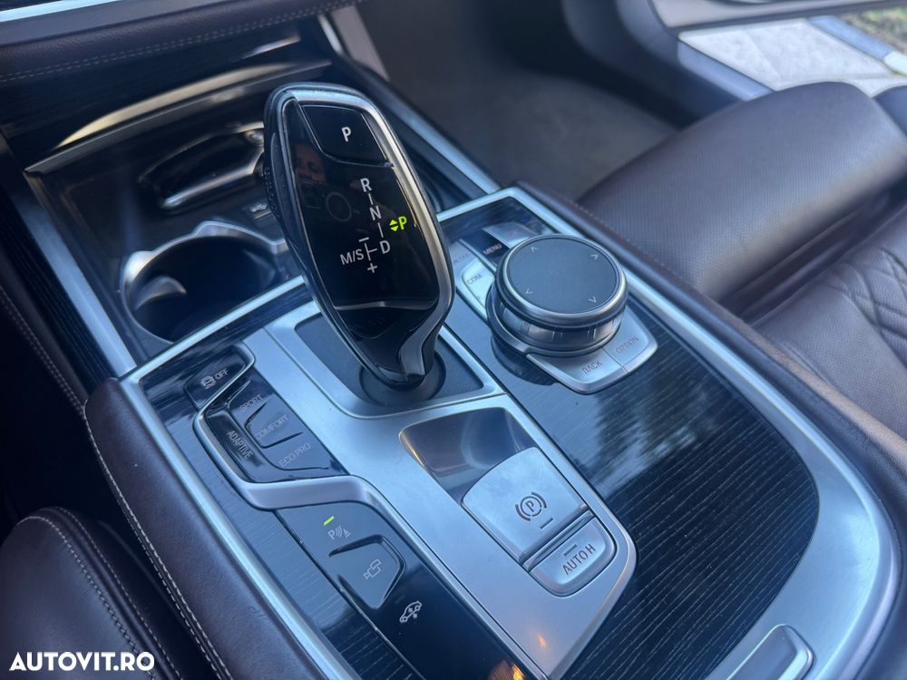 BMW Seria 7 730d xDrive - 15