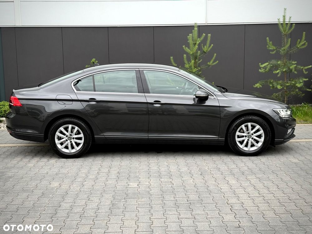 Volkswagen Passat 1.5 TSI EVO Business - 8