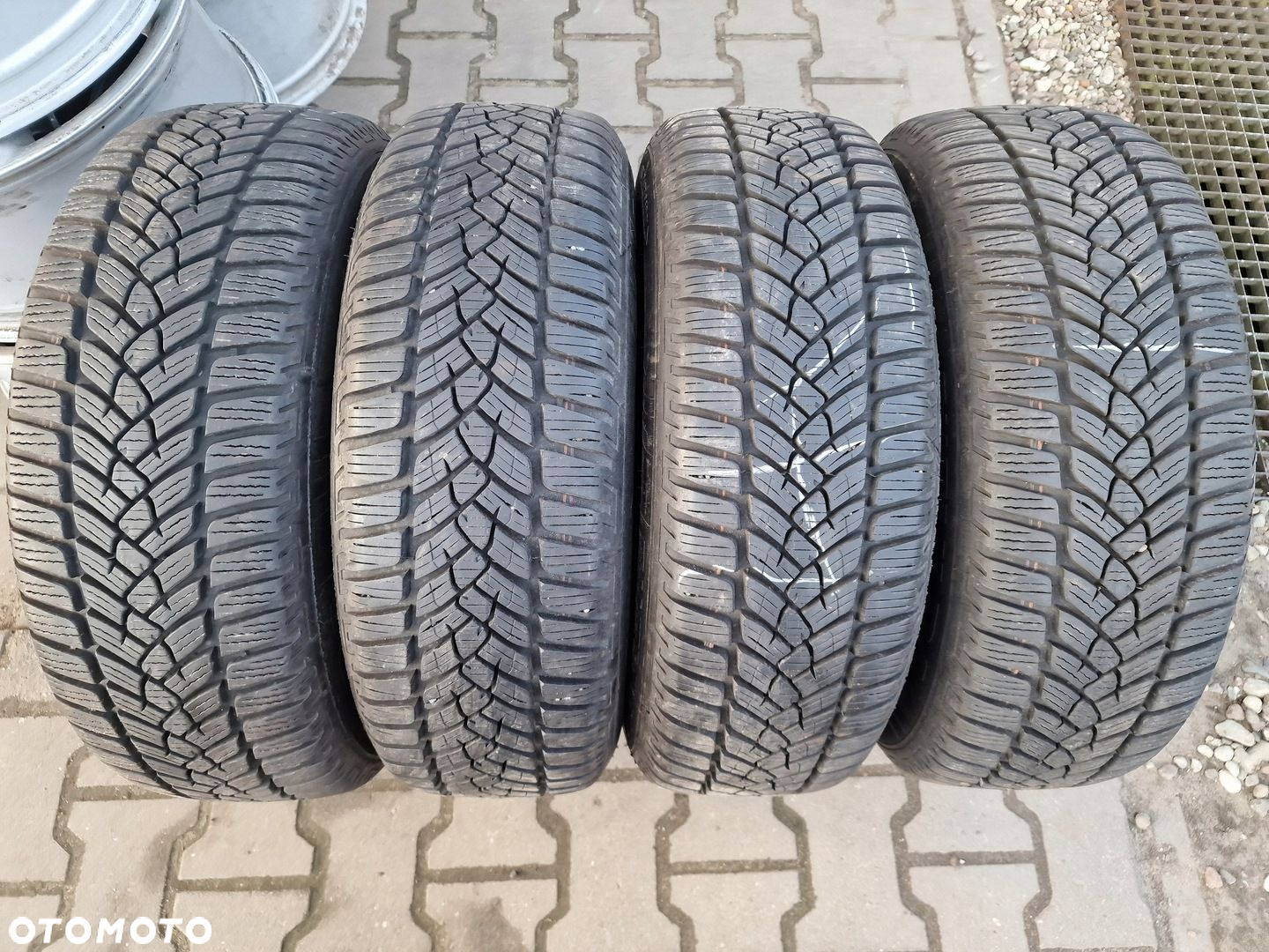 KOŁA FELGI OPONY RENAULT CAPTUR 16 4X100 ET40 ORYGINALNE 205/60R16 ZIMA - 10