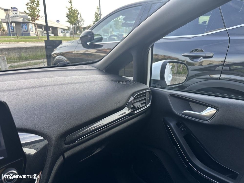 Ford Fiesta 1.0 EcoBoost ST-Line X - 16