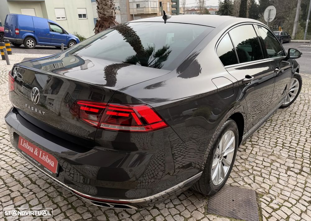 VW Passat 2.0 TDI Highline - 3
