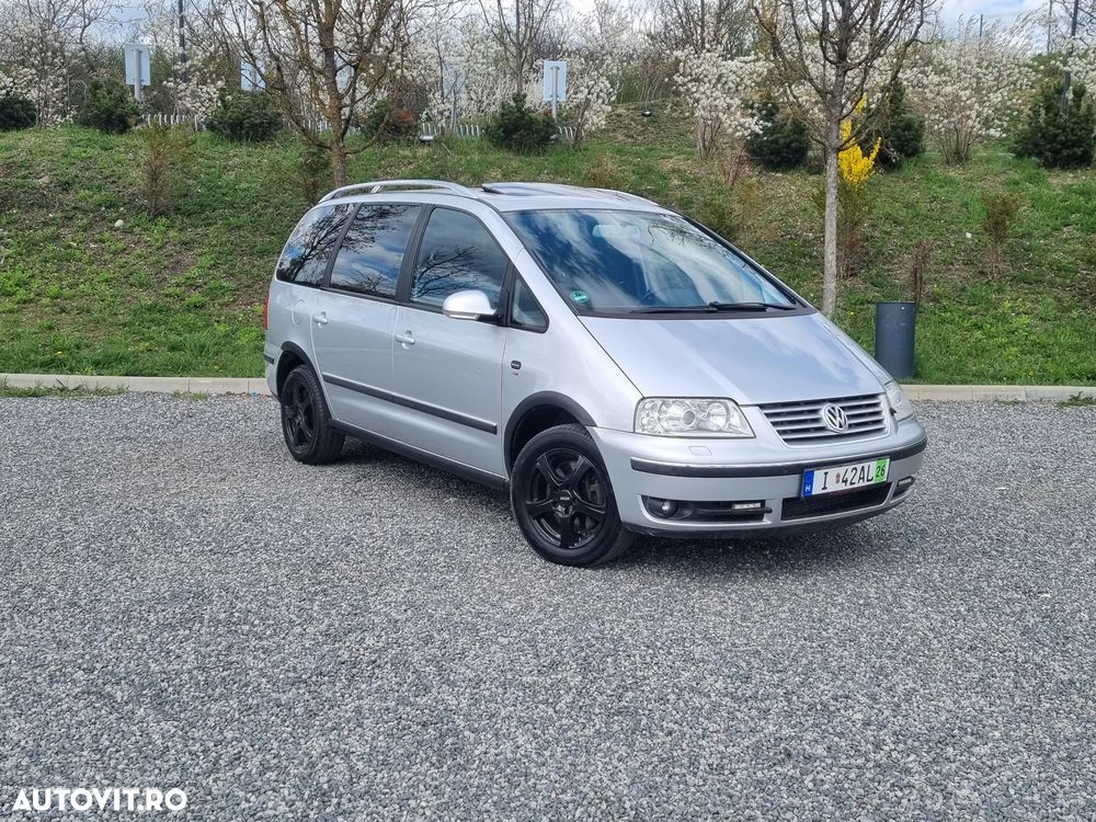 Volkswagen Sharan 1.9 TDI 4Motion Goal - 3