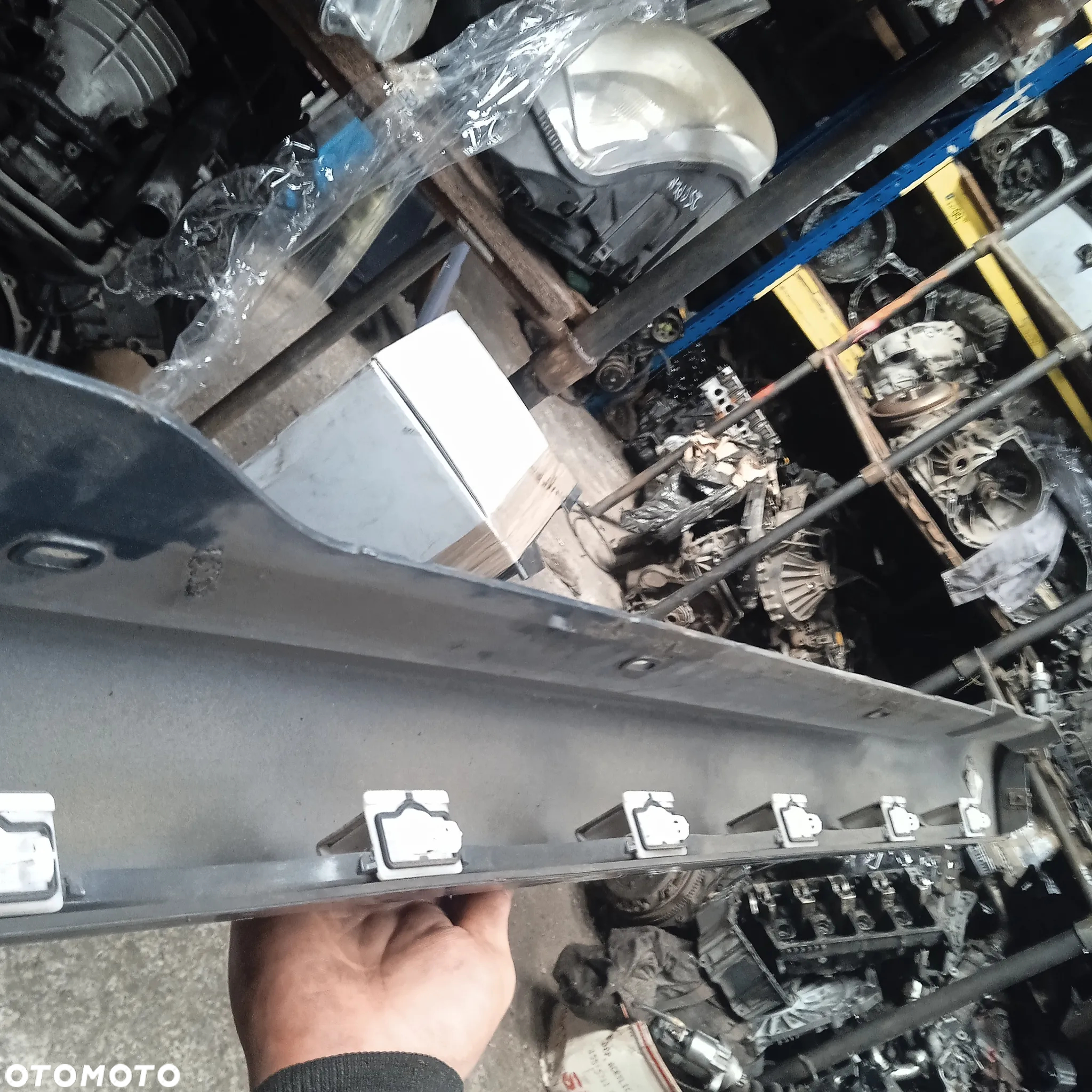 Próg prawy Audi TT S 8S0853856C - 6