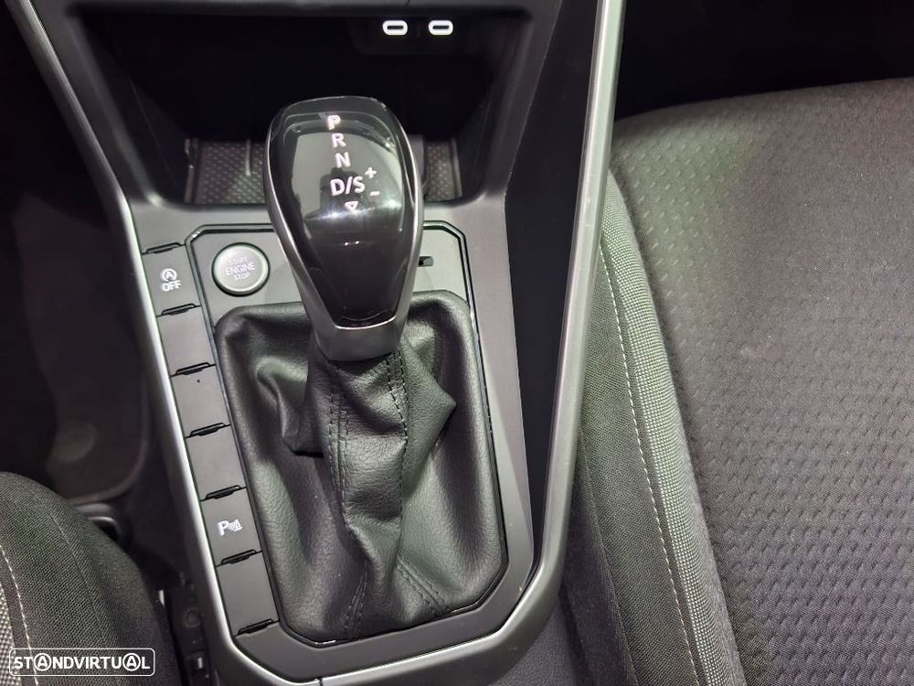 VW Taigo 1.0 TSI Urban DSG - 18