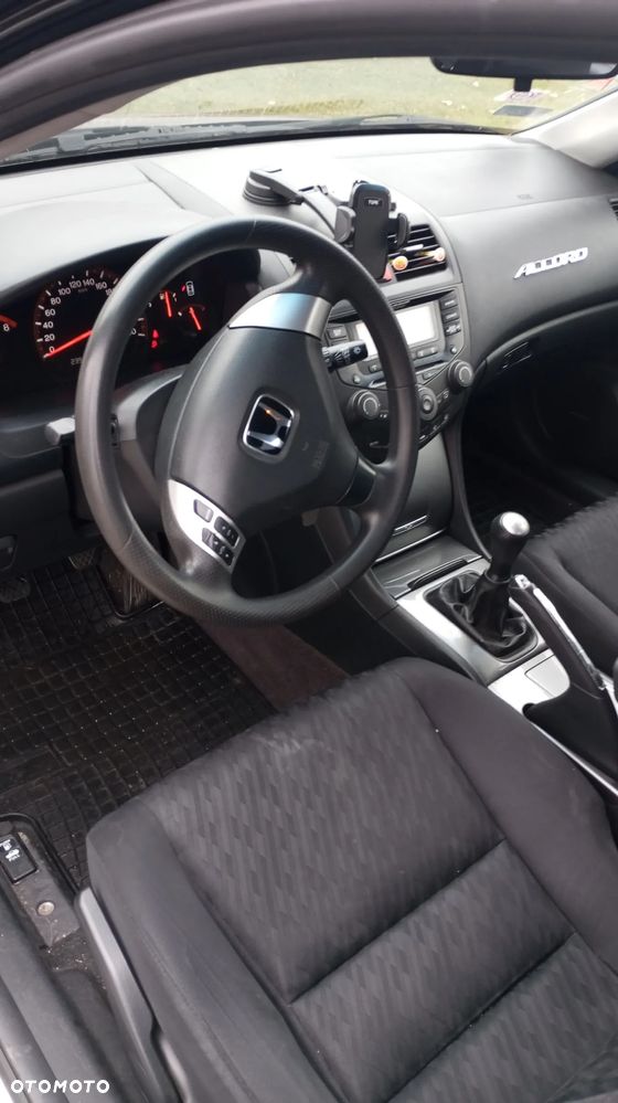 Honda Accord 2.0 Comfort - 5