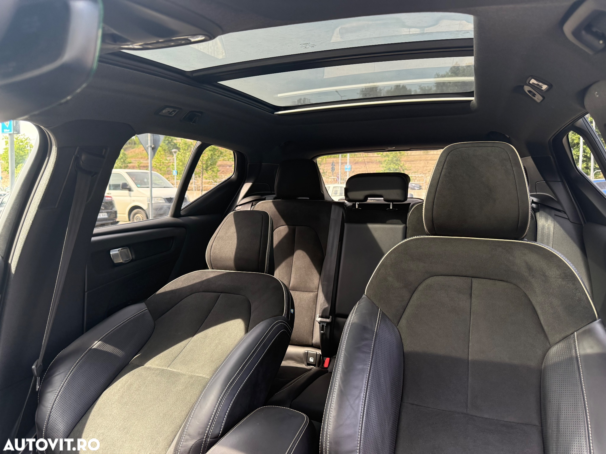 Volvo XC 40 D3 R-Design - 23