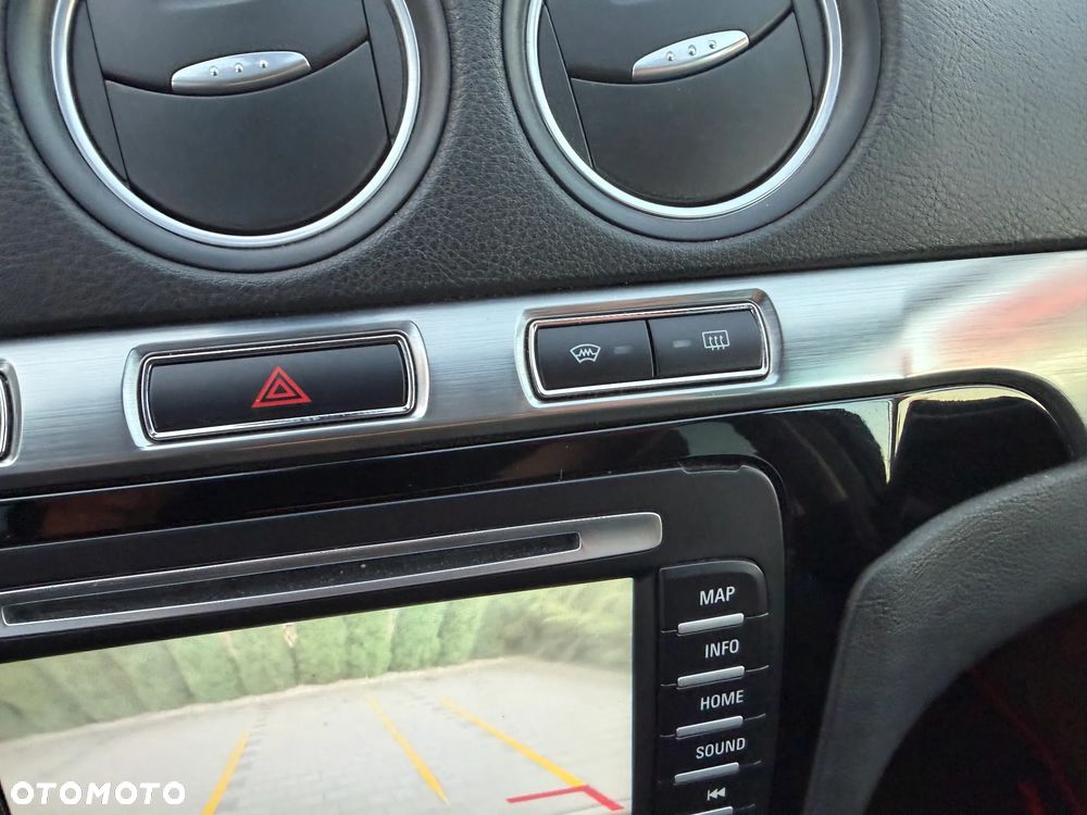 Ford S-Max 2.0 TDCi DPF Titanium X - 28