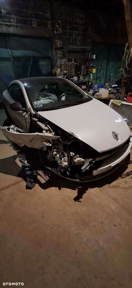 Renault Laguna 2.0 dCi Monaco GP - 4