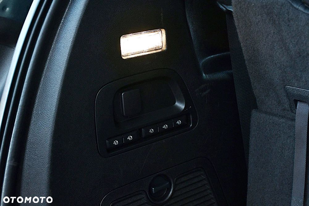 Ford S-Max 1.5 EcoBoost Titanium - 36