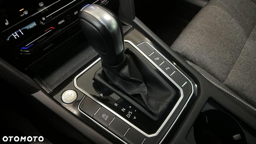 Volkswagen Passat 1.5 TSI EVO Business DSG - 31