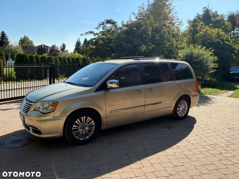 Chrysler Town & Country