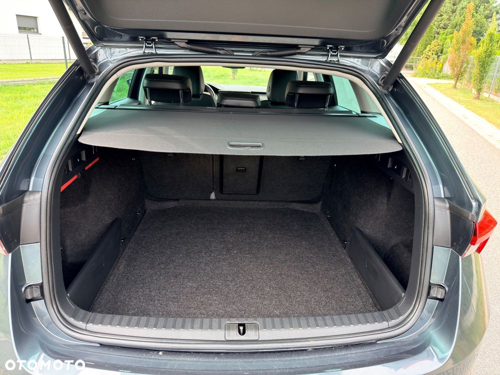 Skoda Octavia 2.0 TDI DSG Exclusive Plus - 39